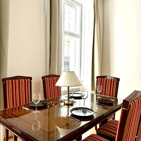 Opera Vienna Apartment 145 M2 Esterno foto
