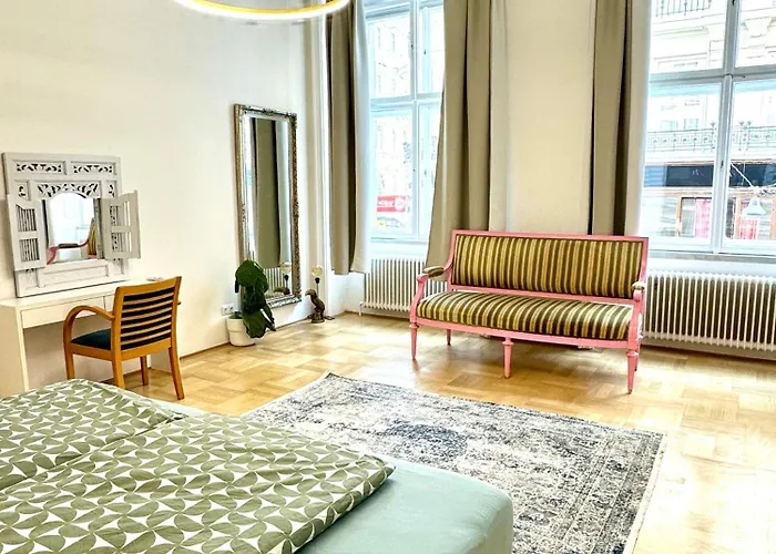 Opera Vienna Apartment 145 M2