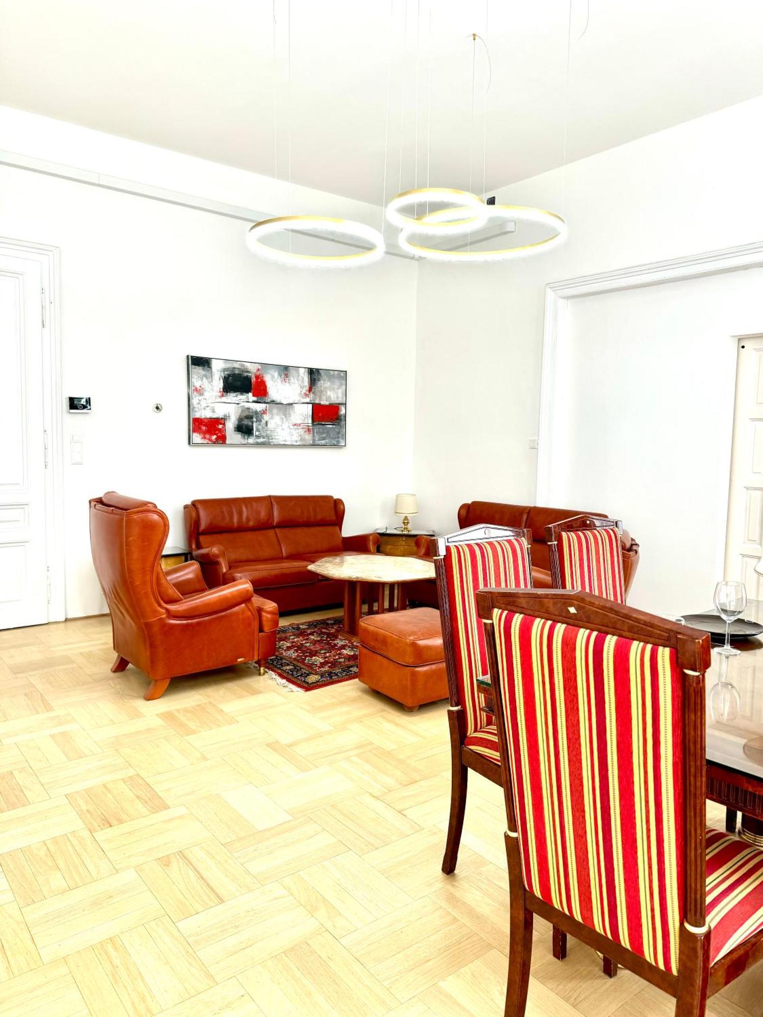 Opera 145 M2 Appartamento
