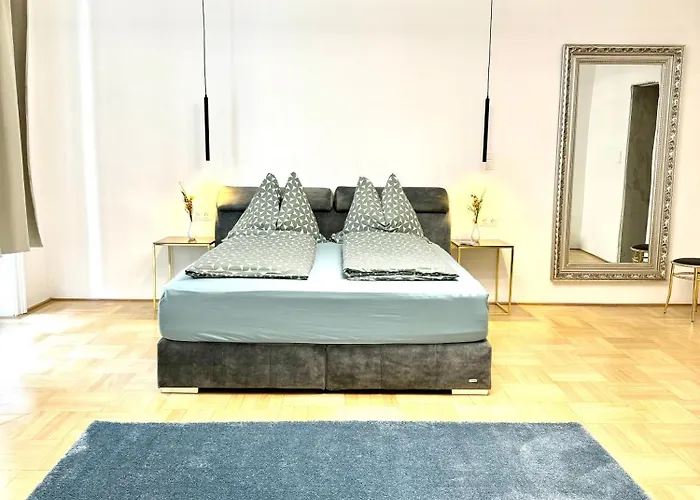 Opera Vienna Apartment 145 M2