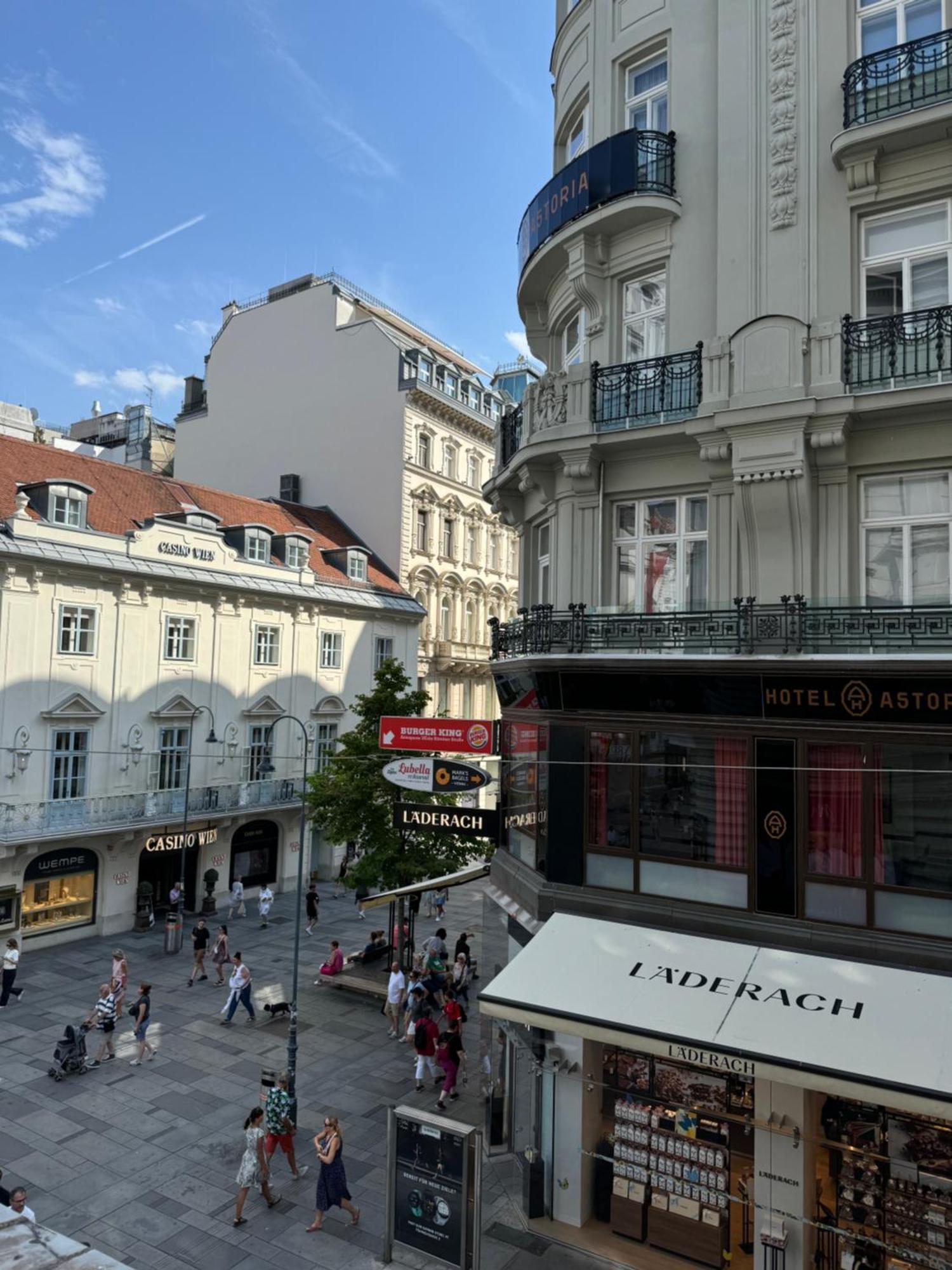 Opera 145 M2 Wiedeń